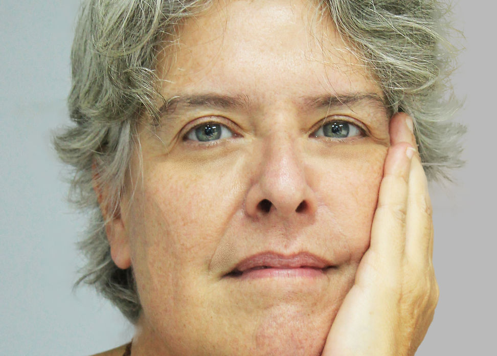 Adina Izarra portrait